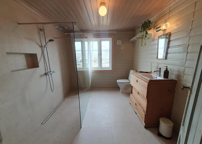 Fagerstrand, Storhytte Ved Bygdin I Jotunheimen Feriehus