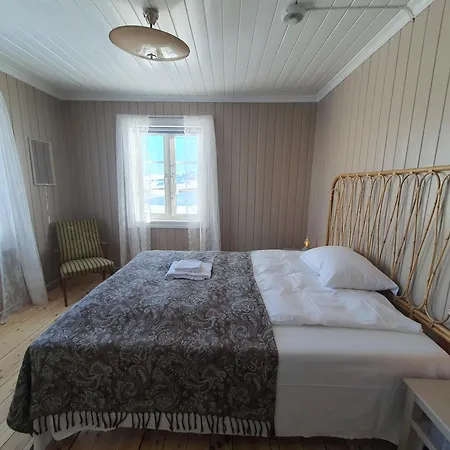 Feriehus Fagerstrand, Storhytte Ved Bygdin I Jotunheimen *