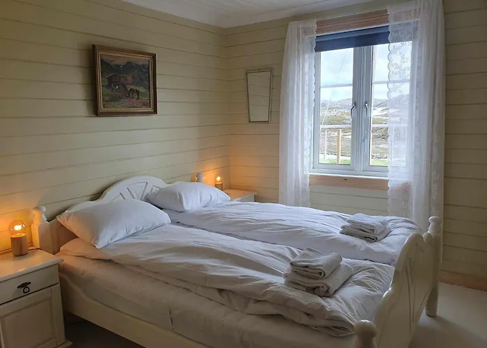 Fagerstrand, Storhytte Ved Bygdin I Jotunheimen Feriehus *